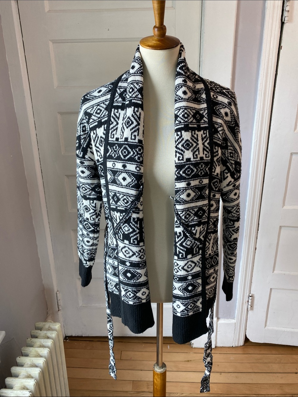 Rachel Zoe Aztec Print Belted Cardigan, Size S - Picture 6 of 13